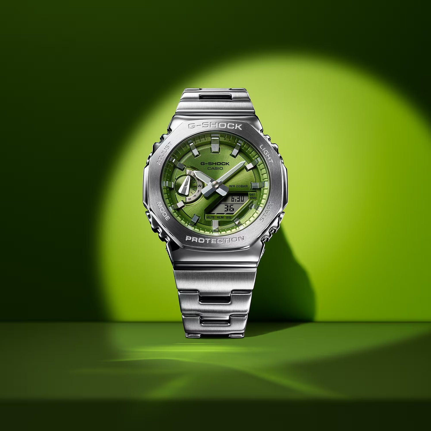 Casio G-Shock GM-2110D-3ADR Erkek Kol Saati